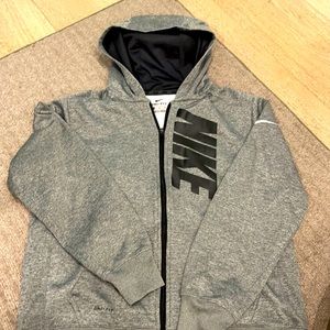 Boys XL Nike dri-fit Nike hoodie